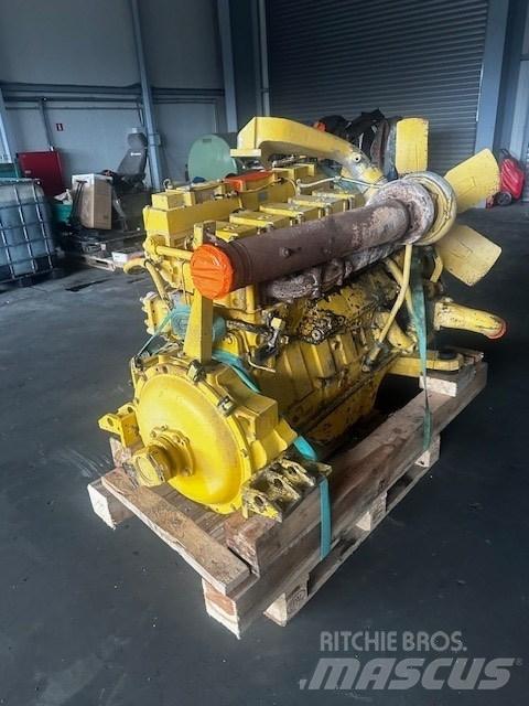Komatsu SA6D140-1 Silniki