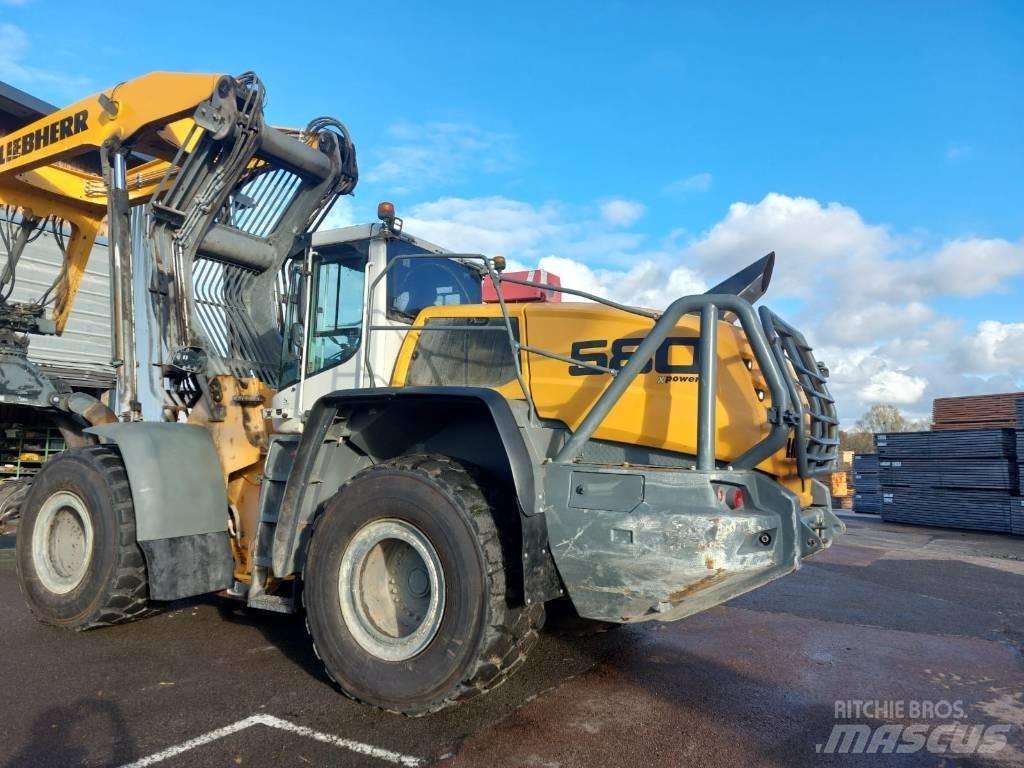  lLIEBHERR 580 Ładowarki typu "knuckleboom"