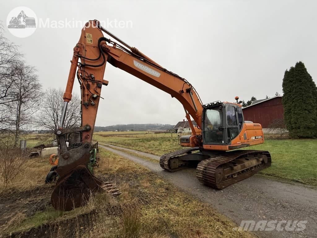 Doosan DX 225 LC Koparki gąsienicowe
