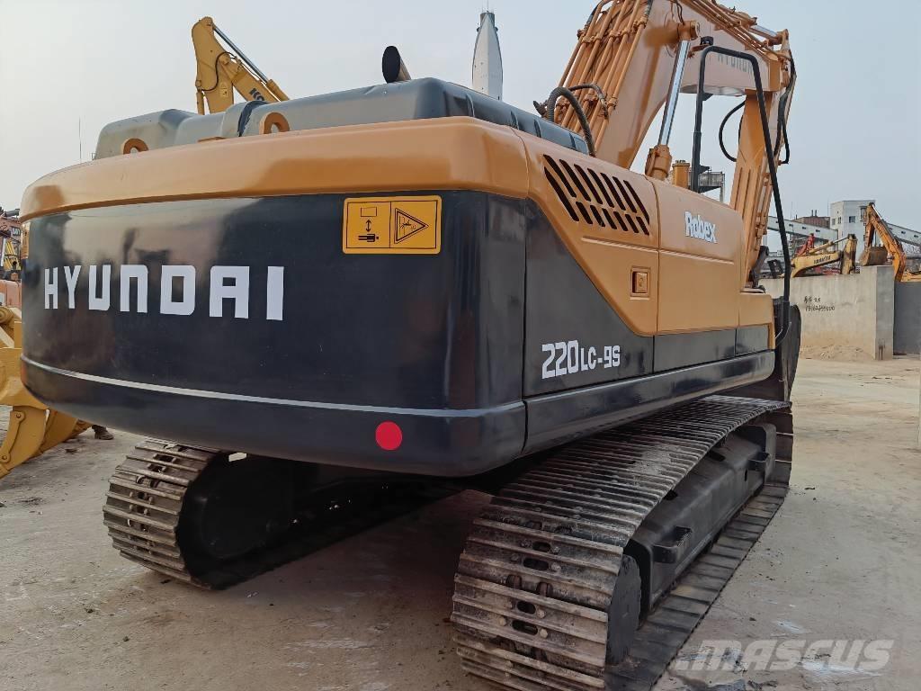 Hyundai 220LC-9S Koparki gąsienicowe