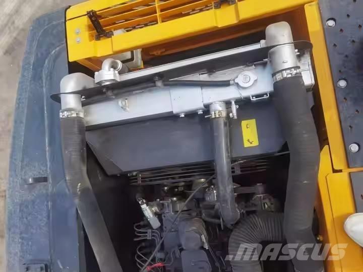 Hyundai 220LC-9S Koparki gąsienicowe