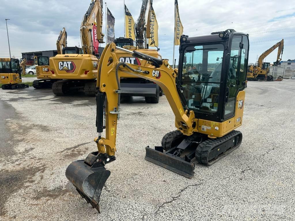 CAT 301.8 Minikoparki