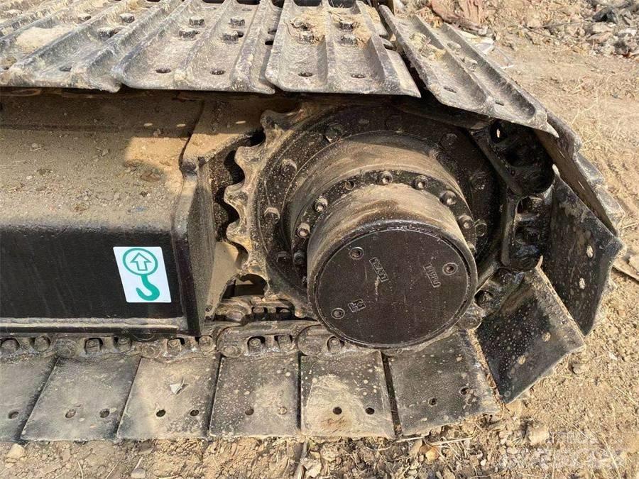 Hitachi EX75 Koparki gąsienicowe