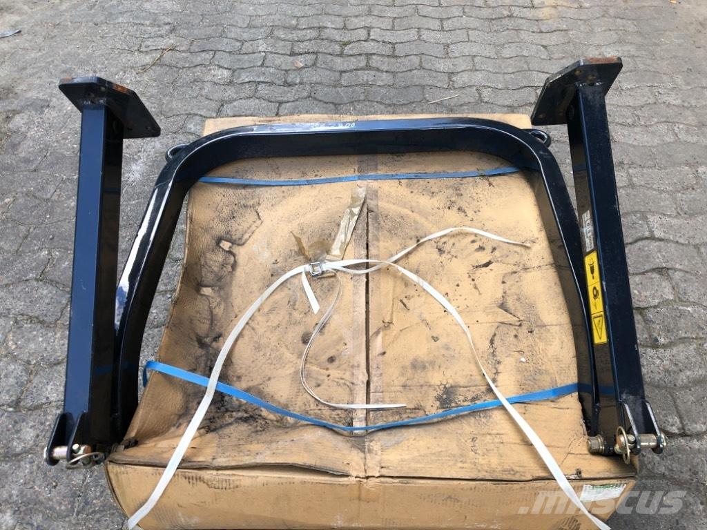 Iseki TH4 Osprzęt do ciągników  kompaktowych