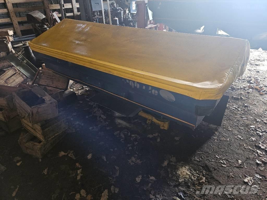 Bogballe M2 Rozrzutnik nawozów mineralnych