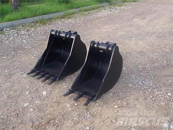 CAT 428 Koparki kołowe