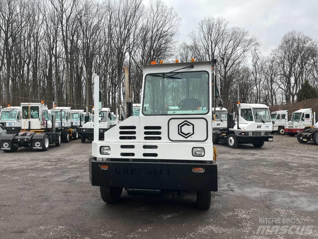 Capacity TJ5000 DOT Ciągniki terminalowe