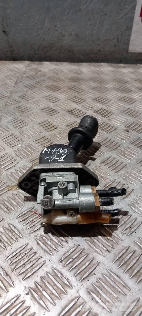 MAN TGM    81523156156 Kabiny i wnętrze