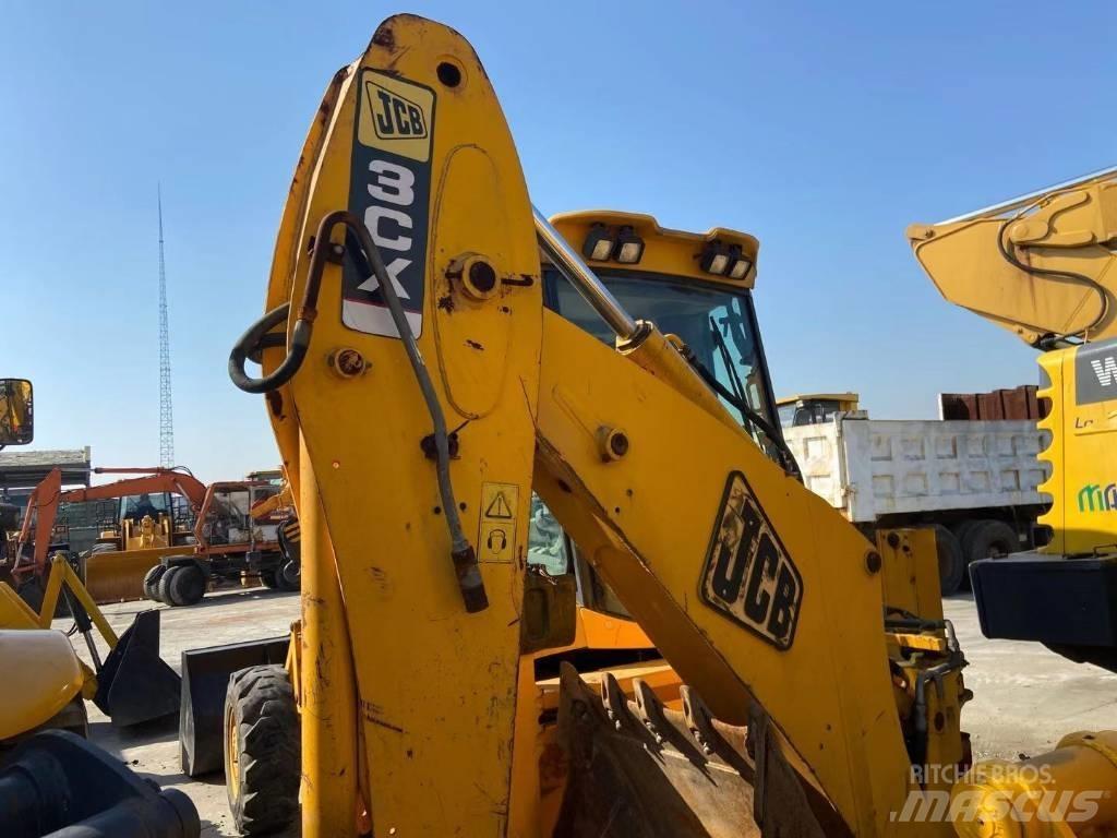 JCB 3 CX Koparko-ładowarki