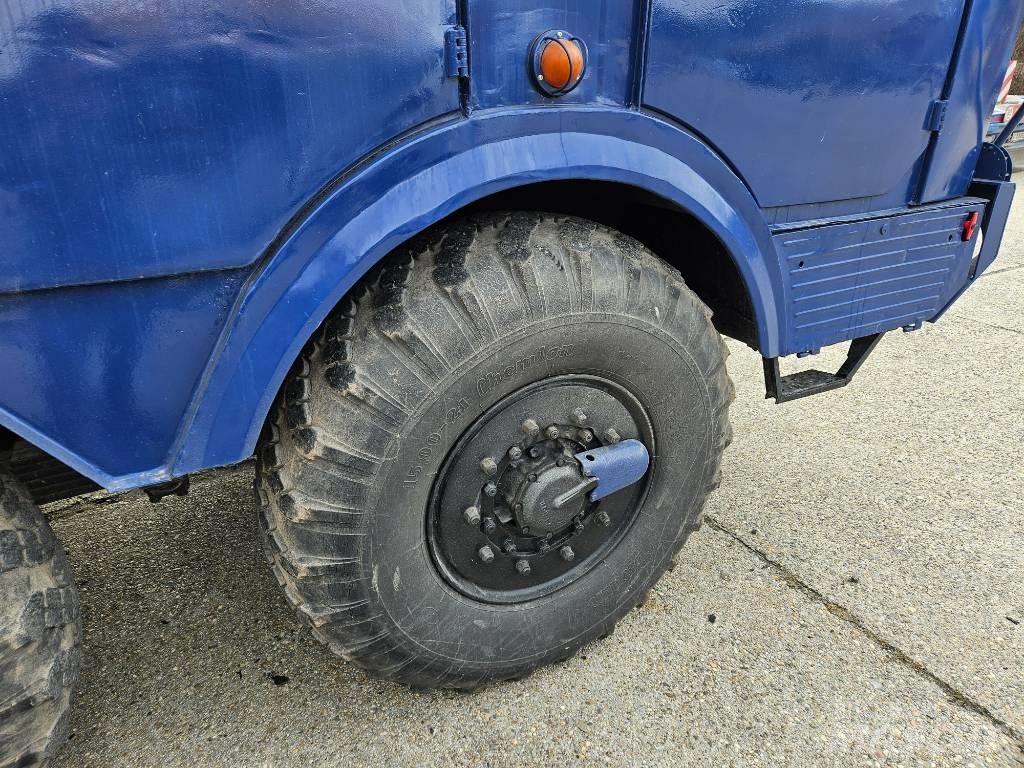 Tatra 813 8x8 KOLOS Pojazdy pod zabudowę