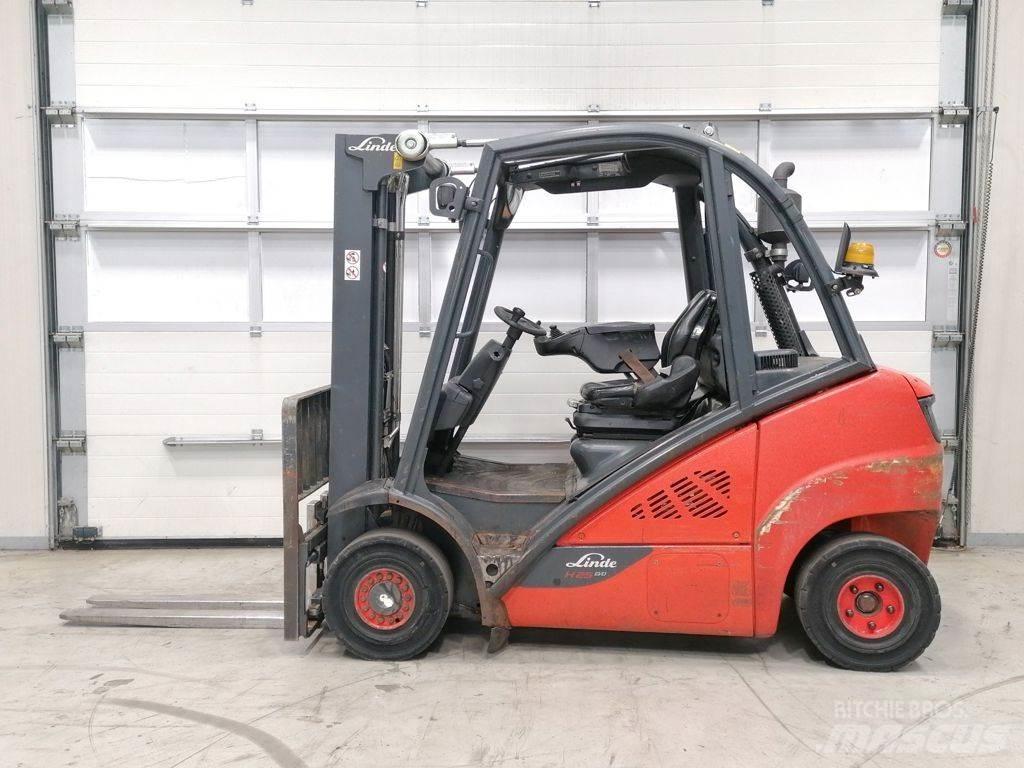 Linde H25D-02 Wózki Diesla