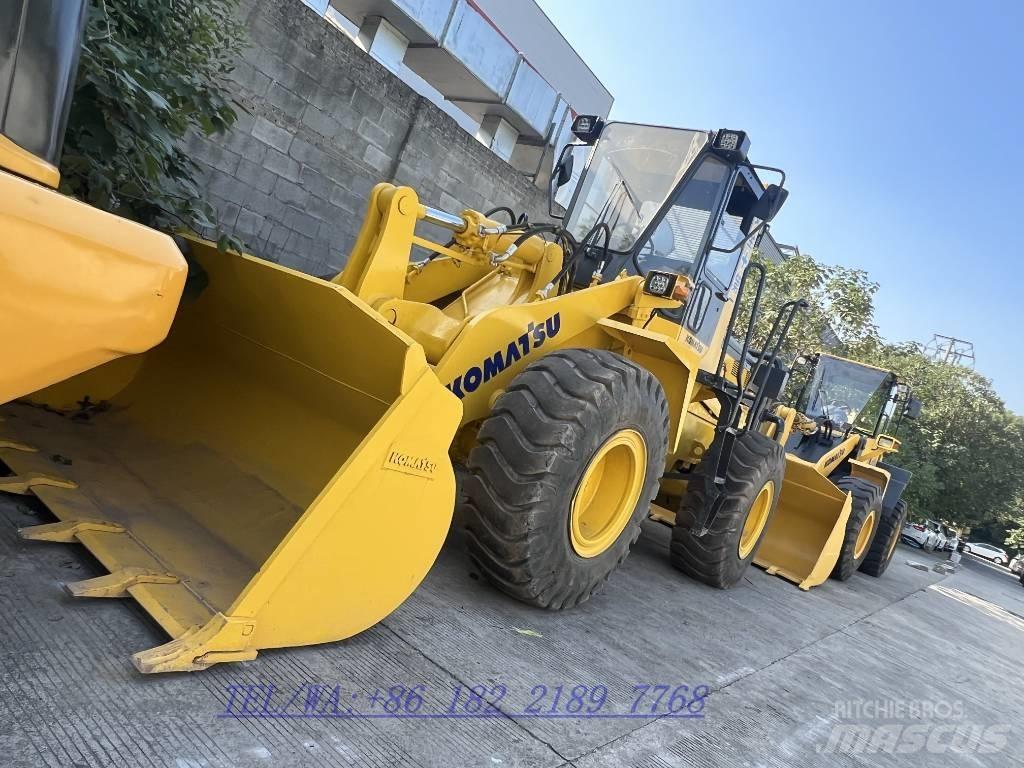 Komatsu WA320 Ładowarki kołowe