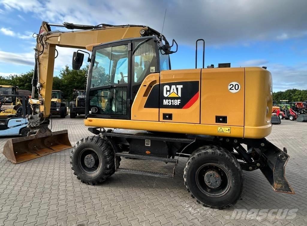 CAT M 318 F Koparki kołowe