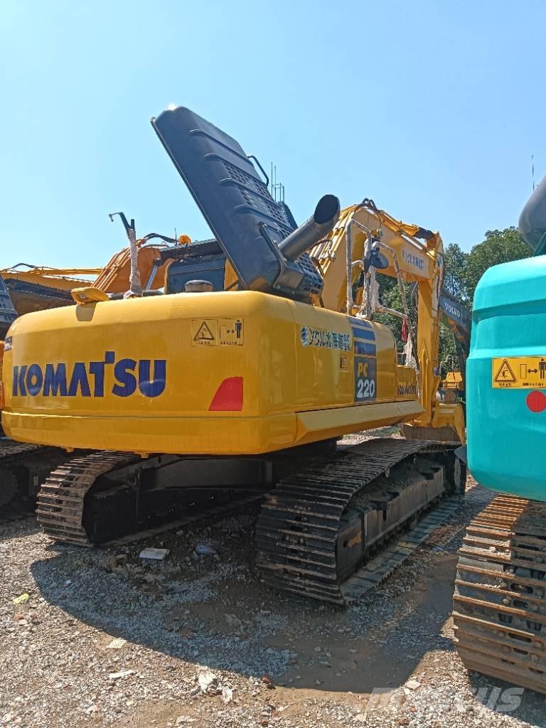Komatsu PC 220 Koparki gąsienicowe