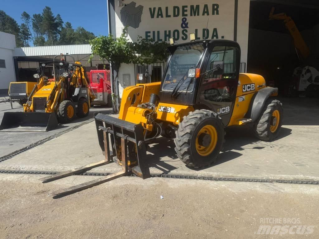 JCB 527-55 Ładowarki rolnicze