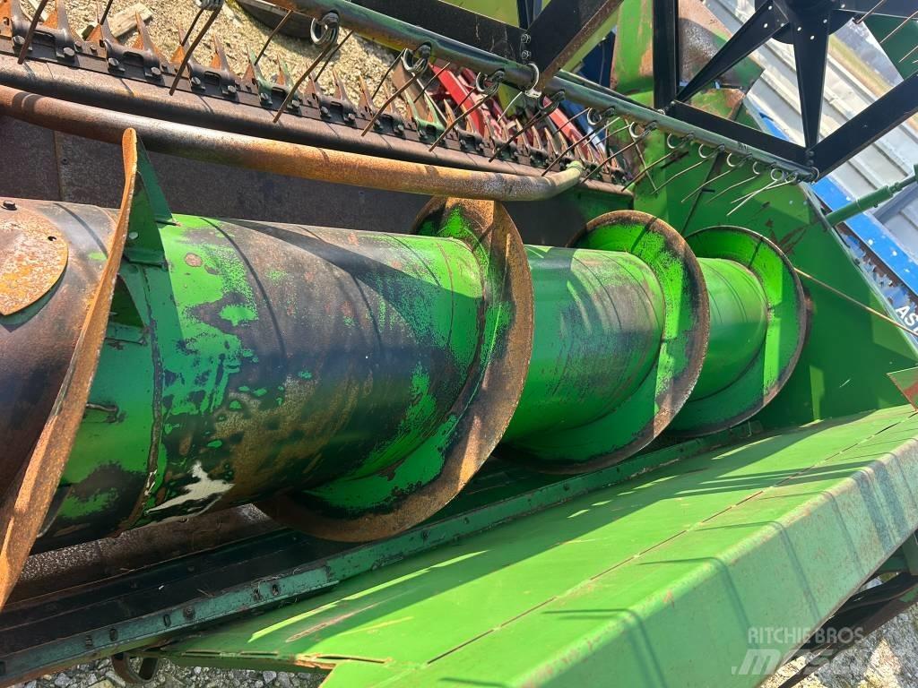 John Deere 2256 Kombajny zbożowe