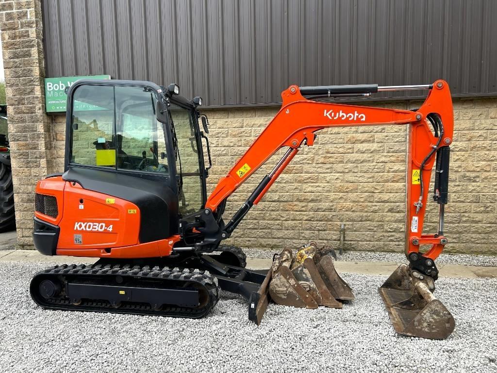 Kubota KX030-4 Minikoparki