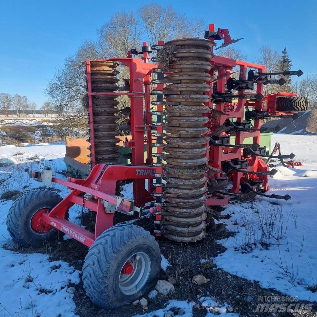 He-Va Triple-Tiller Kultywatory