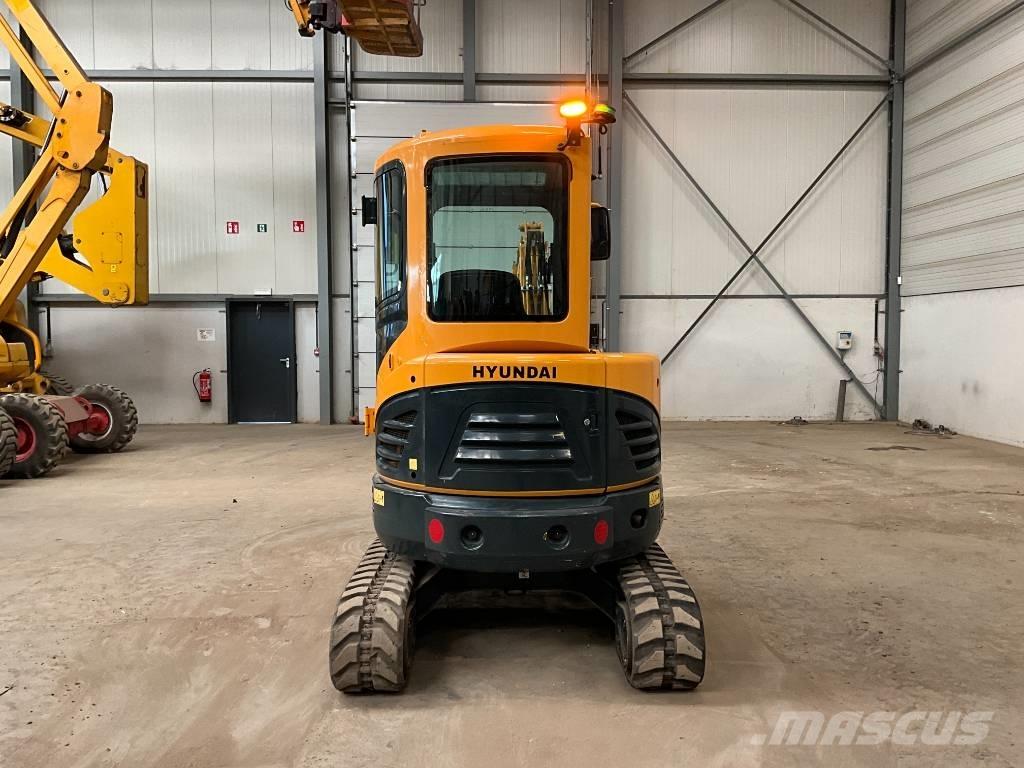 Hyundai R30 Z-9AK Minikoparki