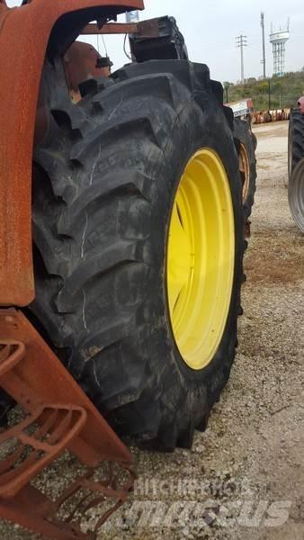  Pneus 460/85R38 Opony, koła i felgi