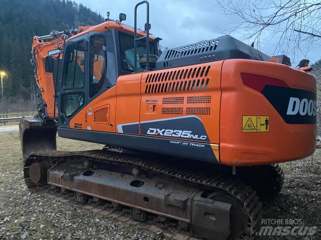 Doosan DX 235 NLC-5 Koparki gąsienicowe