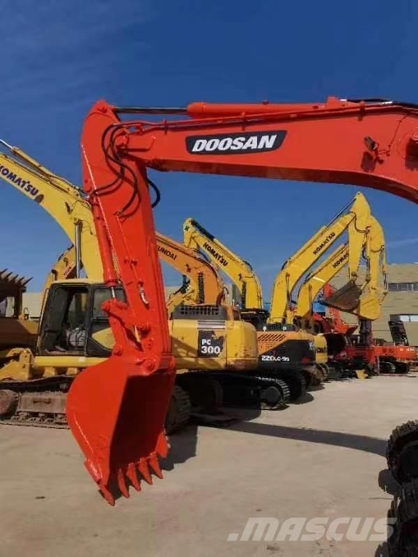 Doosan DX 225 Koparki gąsienicowe
