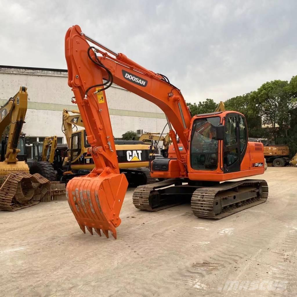 Doosan DX 140 LC Koparki gąsienicowe