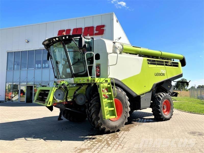 CLAAS LEXION 750 Kombajny zbożowe