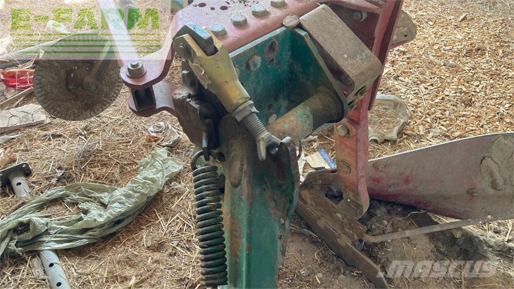 Kverneland LB 100 Pługi