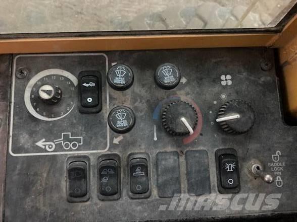 DEERE 772CH Równiarki