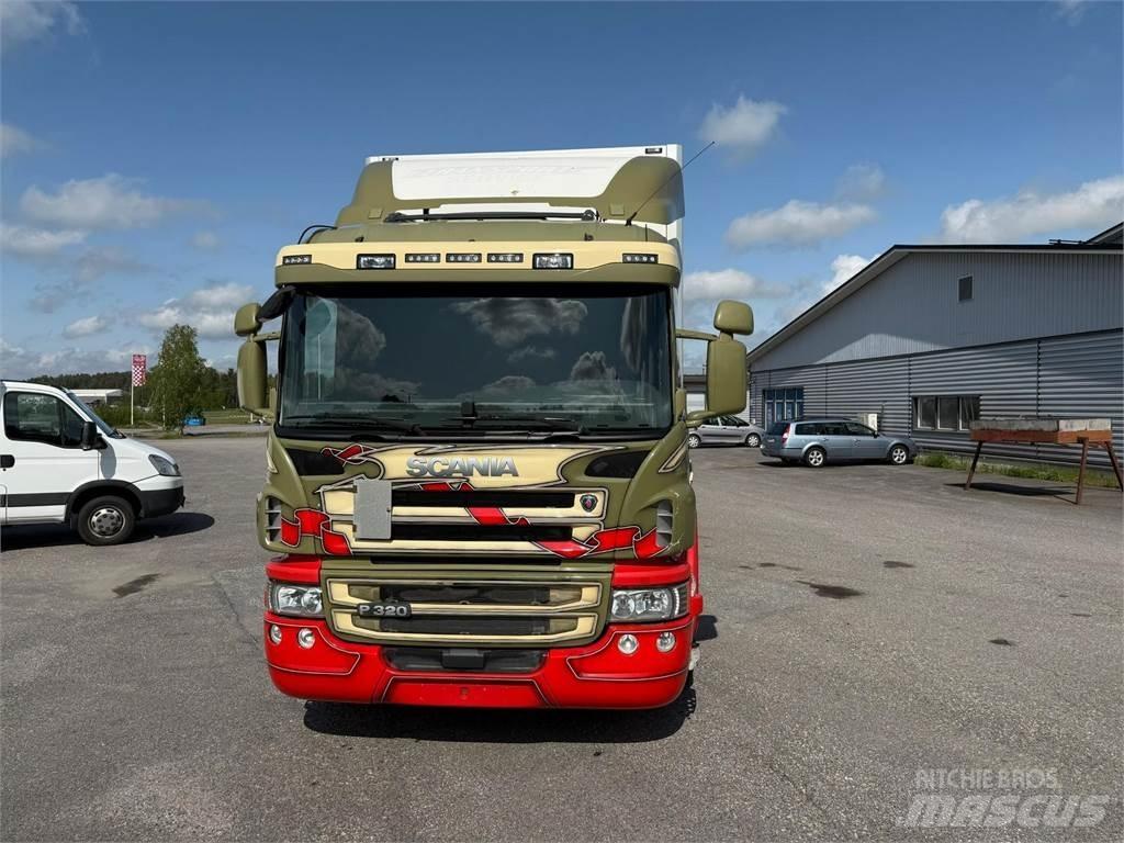 Scania P320 4x2 Samochody ciężarowe ze skrzynią zamkniętą