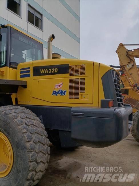 Komatsu WA 320 Ładowarki kołowe