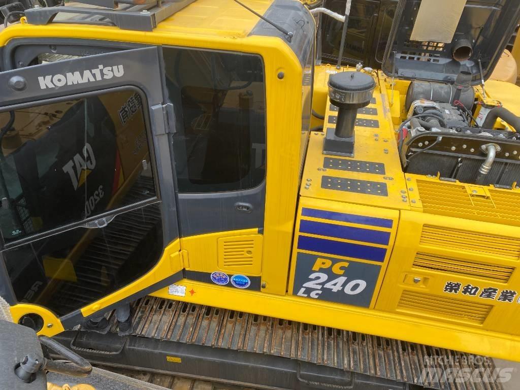 Komatsu PC 240 Koparki gąsienicowe