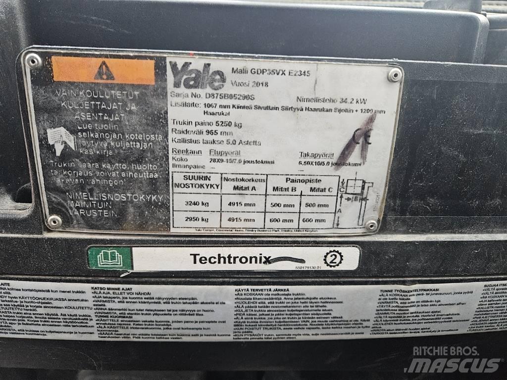 Yale GDP 35 VX Wózki Diesla