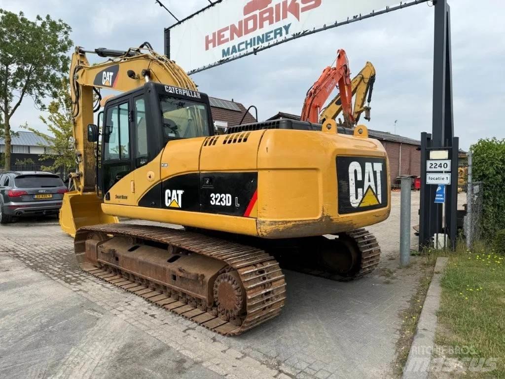 CAT 323DL (320DL) Koparki gąsienicowe