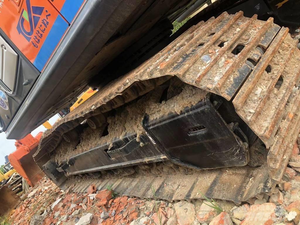Hitachi ZX 210 Koparki gąsienicowe