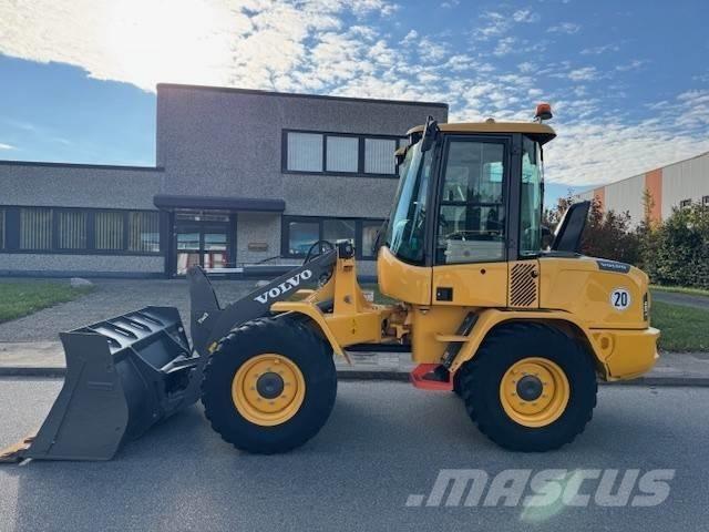 Volvo L 30 G Ładowarki kołowe