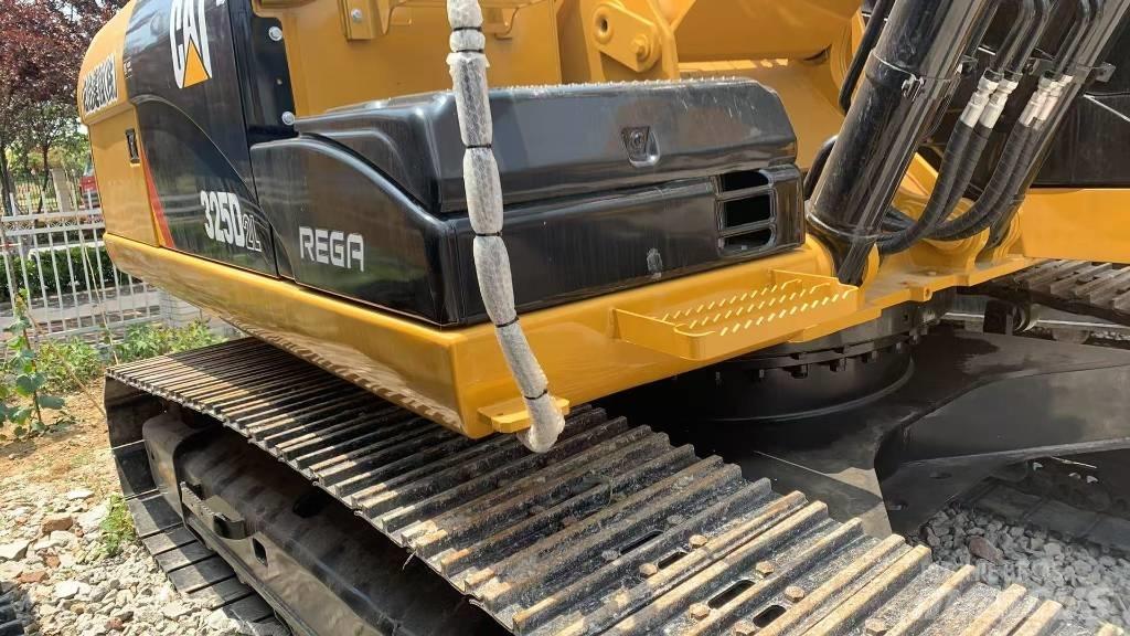 CAT 325D2L Koparki gąsienicowe