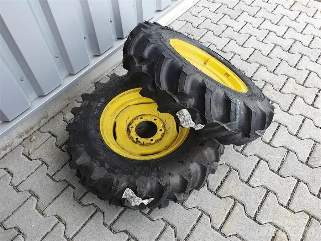 Titan 8-16 x2 Opony, koła i felgi