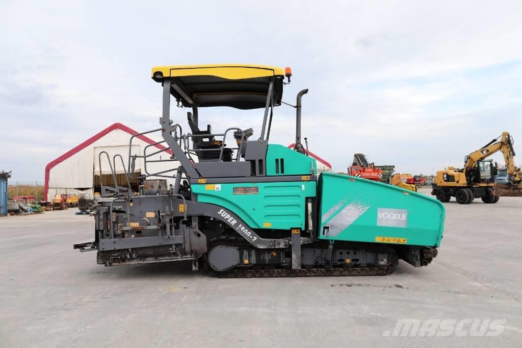 Vögele Super 1800 - 2 Rozściełacze do asfaltu