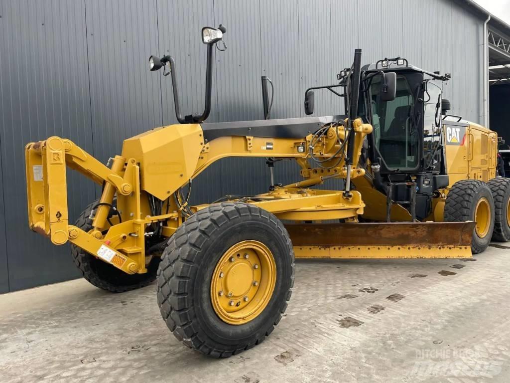 CAT 140M3 AWD Równiarki