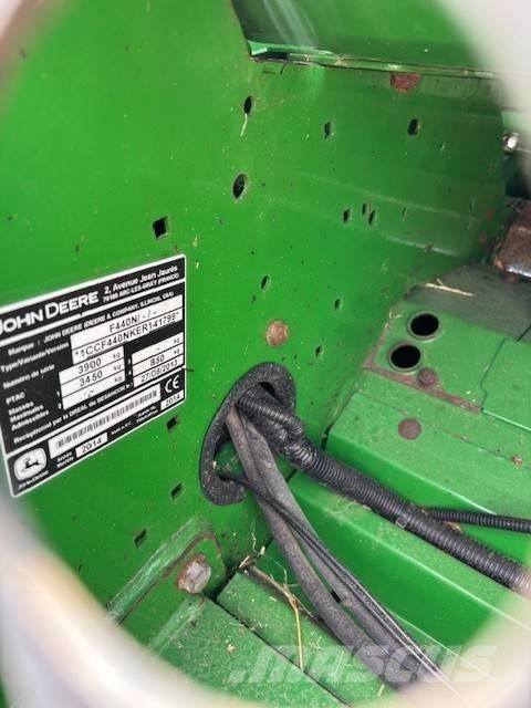 John Deere F 440 R Prasy zwijające