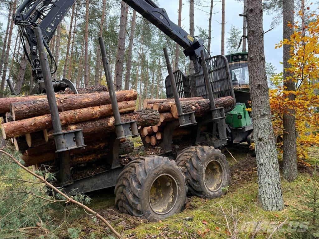 John Deere 1010 E Forwardery