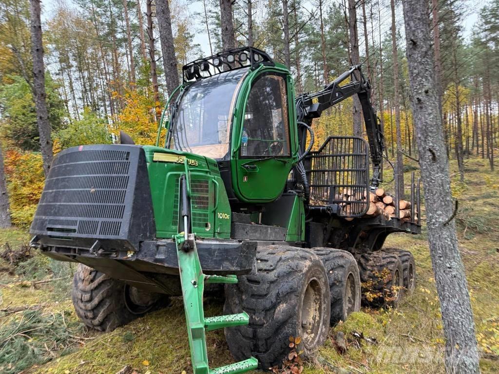 John Deere 1010 E Forwardery
