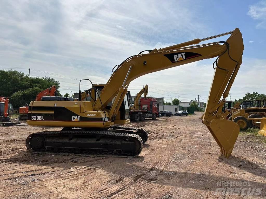 CAT 320 B L Koparki gąsienicowe