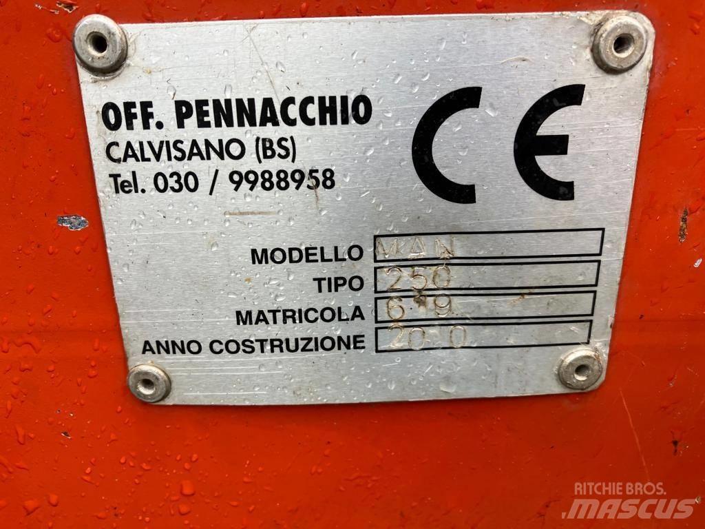 Pennacchio MAN 250 Pompy i urządzenia mieszające