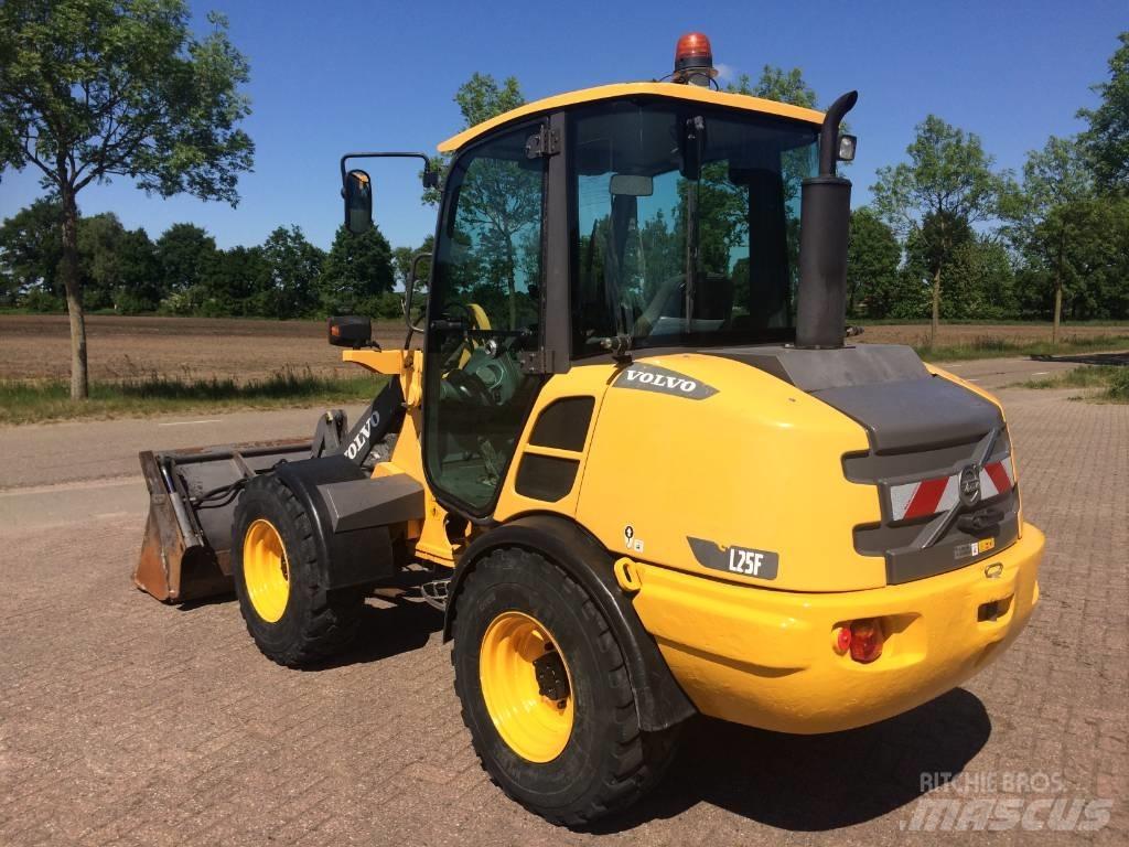 Volvo L 25 F Ładowarki kołowe