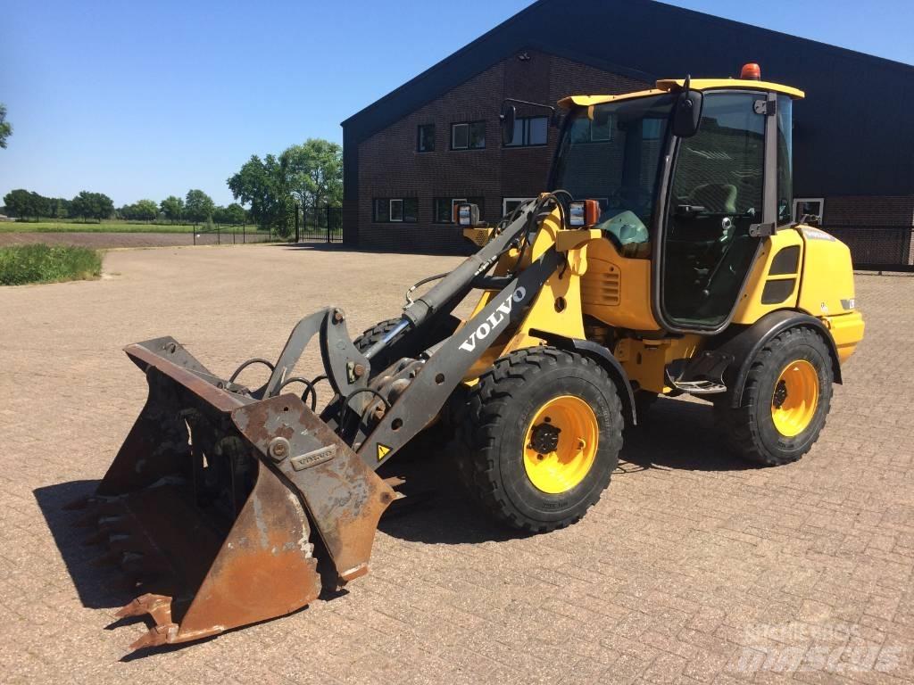 Volvo L 25 F Ładowarki kołowe