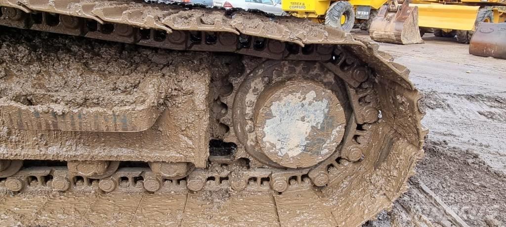 Hyundai HX 140 L Koparki gąsienicowe