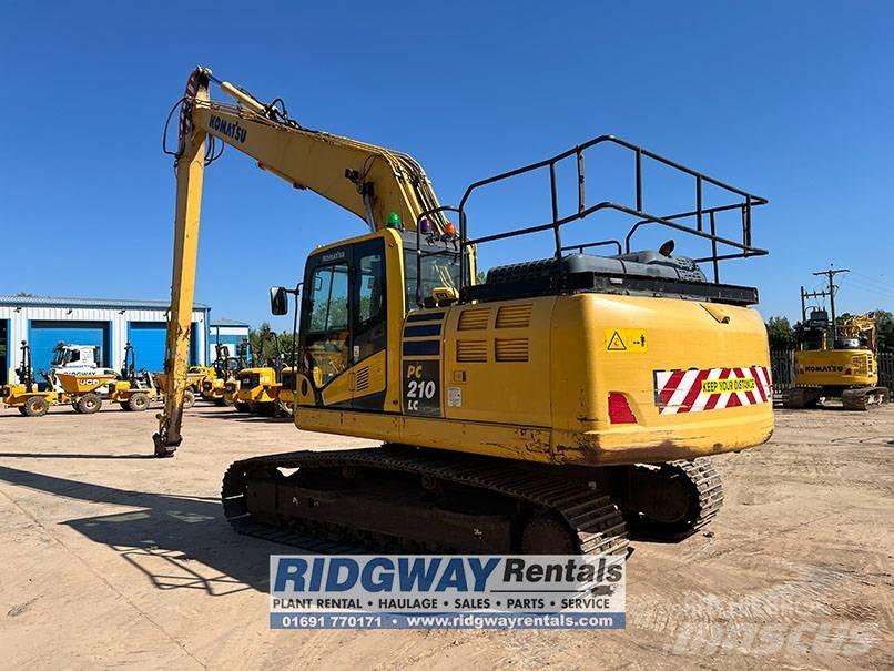 Komatsu PC 210 LC Koparki z długim ramieniem